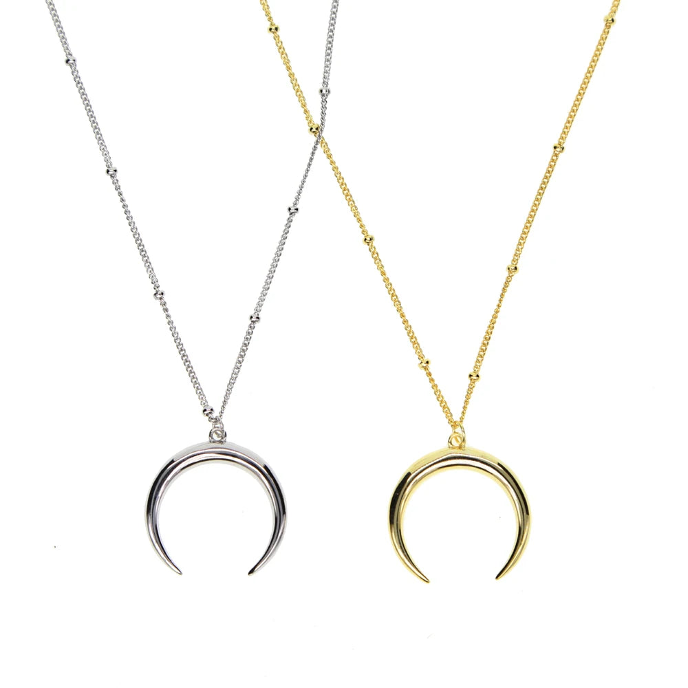 Crescente Moon Necklace